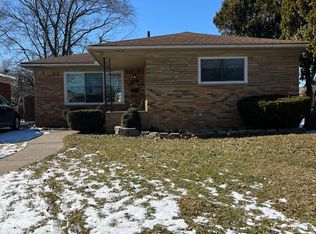 23181 Parklawn St, Oak Park, MI 48237