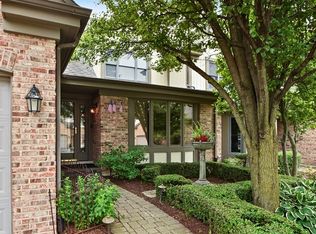 14813 Pine Tree Rd, Orland Park, IL 60462