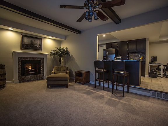 3rd image of 32824 Cambridge Dr