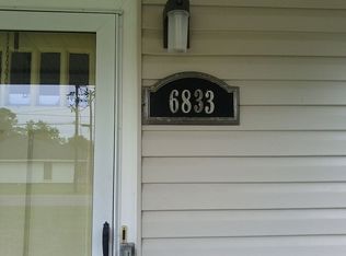 6833 Terrell St, Groves, TX 77619