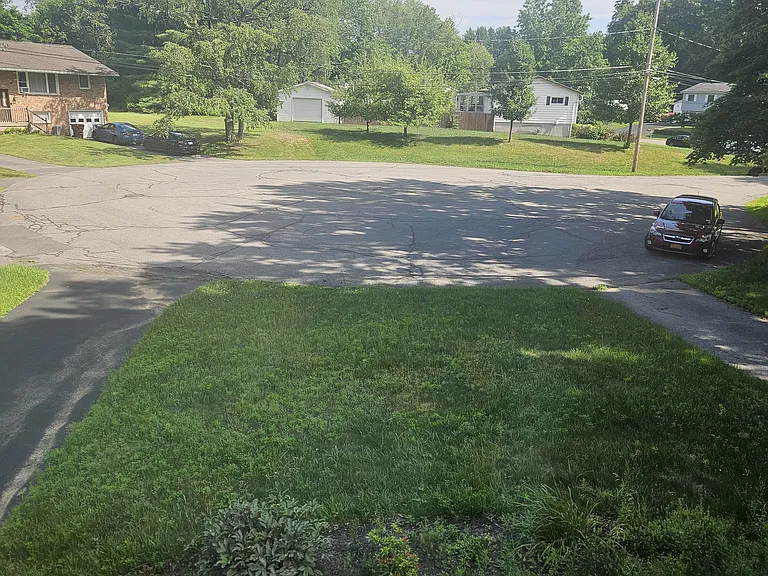 38 Brenda Ct #2 — Photo 5