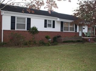 614 Meriwether Ln, Kinston, NC 28501