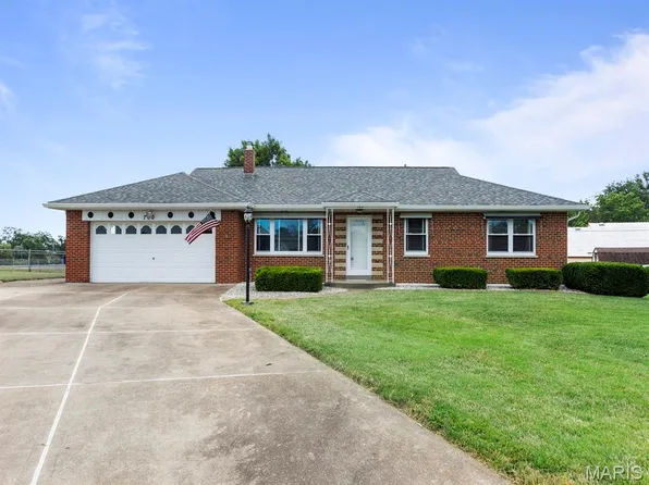 700 Kaywood Ln, Saint Louis, MO 63129