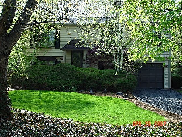 2nd image of 29 Linden Ln