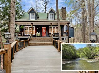 1060 Golden Ave, Dahlonega, GA 30533