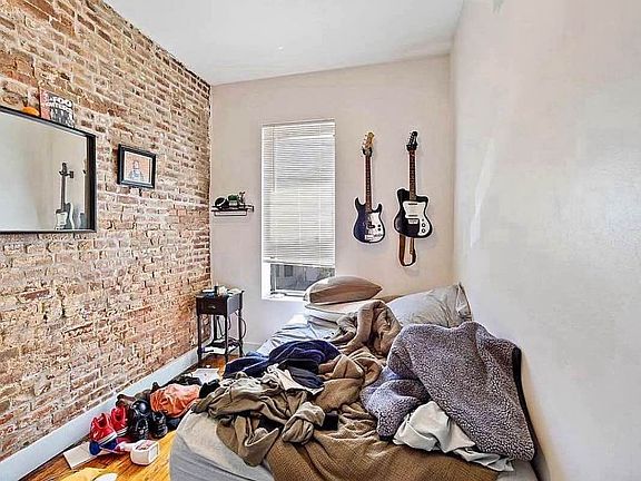 2nd image of 113 Clifton Pl #1J
