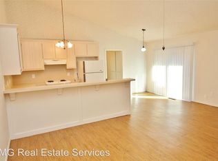 213 Monticello Rd, Norman, OK 73072