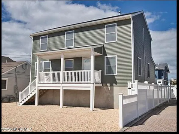 7 Princeton Ave, Lavallette, NJ 08735