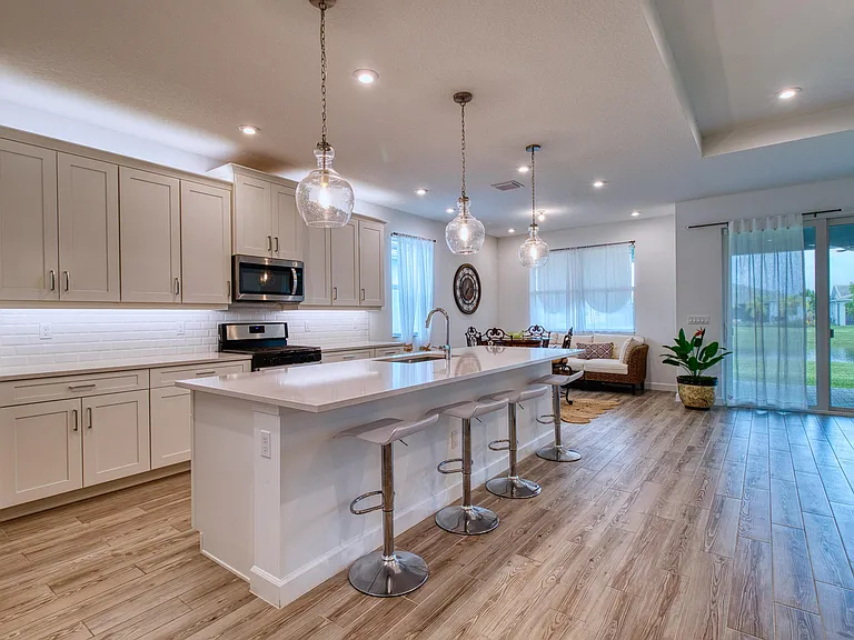 10407 SW Aquila Way — Photo 13