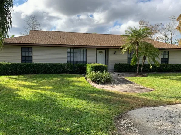 (undisclosed Address), Naples, FL 34117