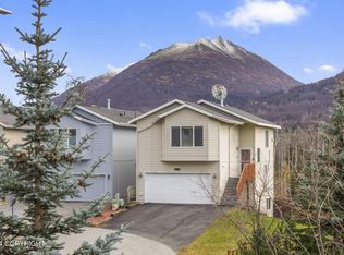20400 Granite Park Cir, Eagle River, AK 99577