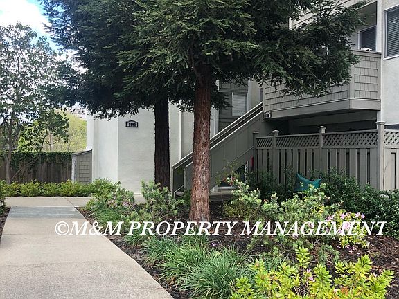 3rd image of 1802 Cole Ave APT 6