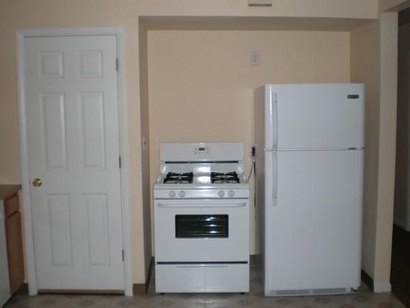 4th image of 4734 E 88th St