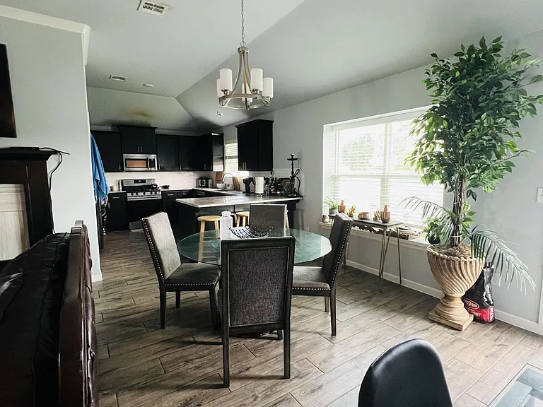 14810 E 40th Pl S — Photo 7