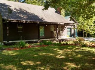 380 Concord Stage Rd, Weare, NH 03281