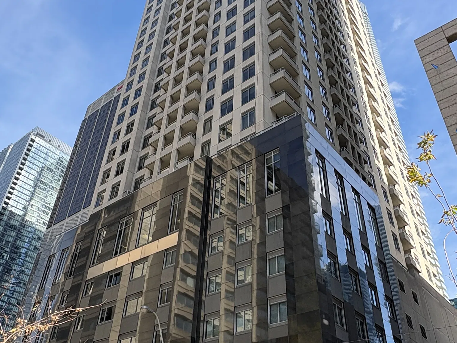 1 bed, $2,400 — Photo 1