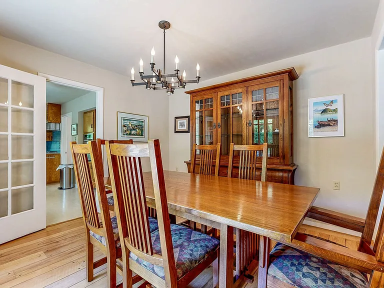 4560 Sullivan Ct — Photo 22
