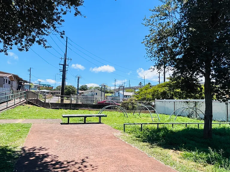 99-45 Ieie Pl — Photo 10