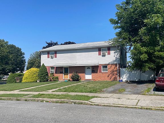 2nd image of 646 S 14th St