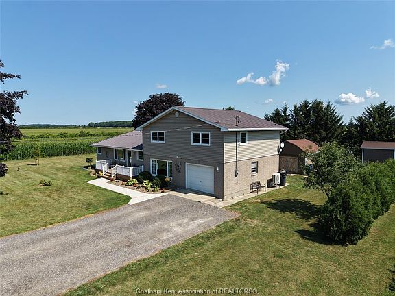 3rd image of 24261 Degeest Rd