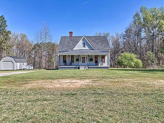 3rd image of 8402 Winnsboro Rd