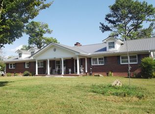 355 Gun Ridge Rd, Vonore, TN 37885