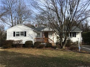 145 Greenbriar Rd, Fairfield, CT 06824