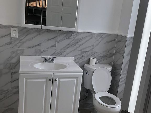 5th image of 324 Broadway St Newark Nj #1