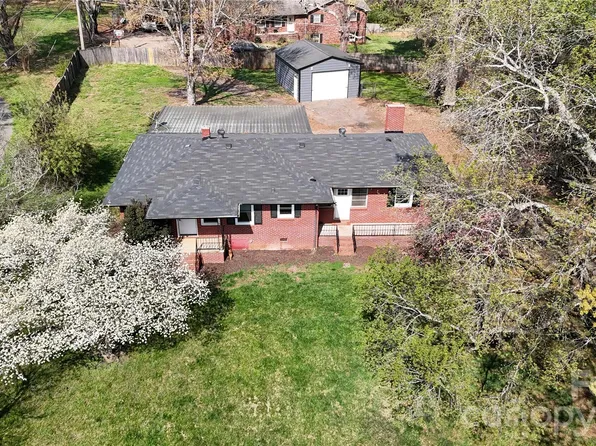 2988 Laboratory Rd, Lincolnton, NC 28092