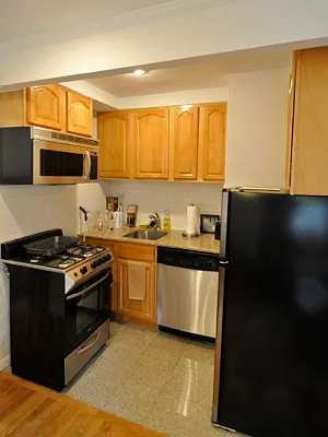 Rented by Veracity NYC LLC | media 24