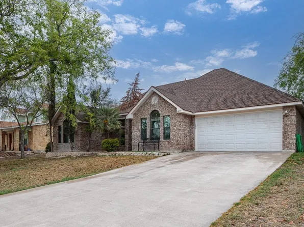 107 Encino Dr, Del Rio, TX 78840