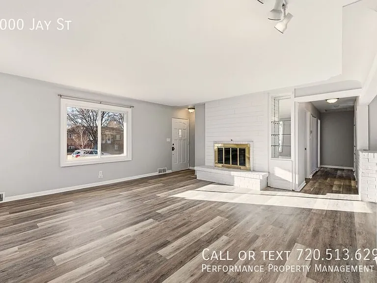 4000 Jay St — Photo 1
