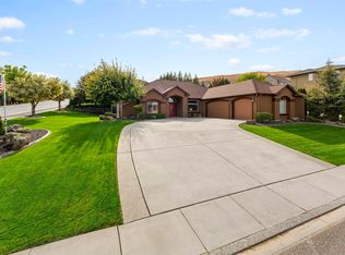 2301 Whitetail Dr, Richland, WA 99352