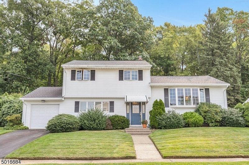 223 Winifred Dr, Totowa, NJ 07512 Zillow