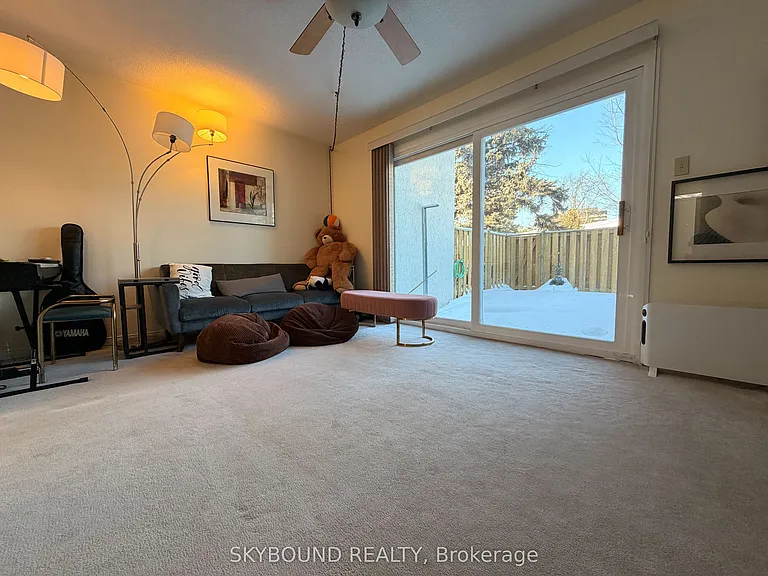 71 Cass Ave #19 — Photo 41