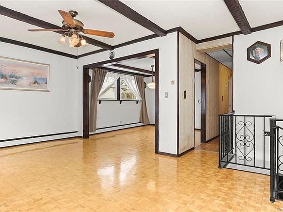 4th image of 7 Hillcrest Ave