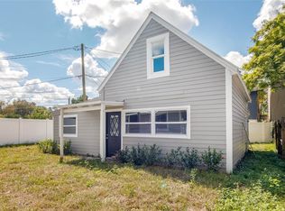 6542 Wayne St #B, Saint Petersburg, FL 33702