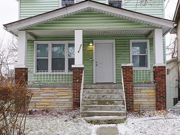 2nd image of 2016 W Grand St