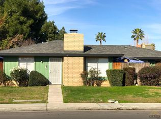 2616 N Half Moon Dr, Bakersfield, CA 93309