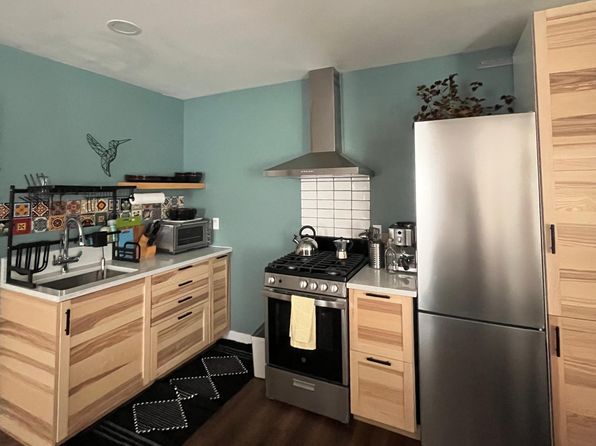 38 Warren St #2