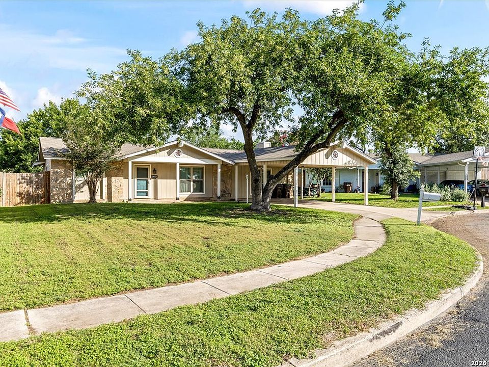 1st image of 10703 GREEN TRAIL DR