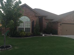 9009 Lolly Ln, Oklahoma City, OK 73160