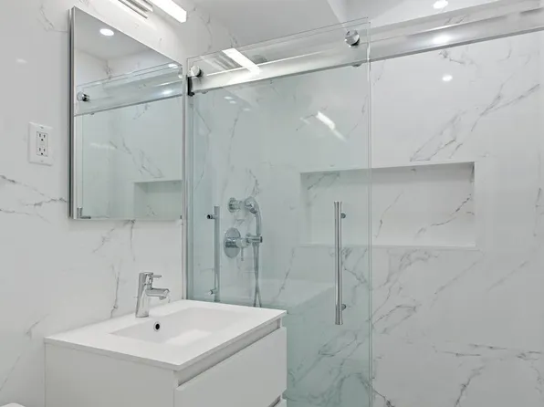 404 East 66th Street image 4 of 5