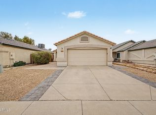3035 W COVEY Lane, Phoenix, AZ 85027