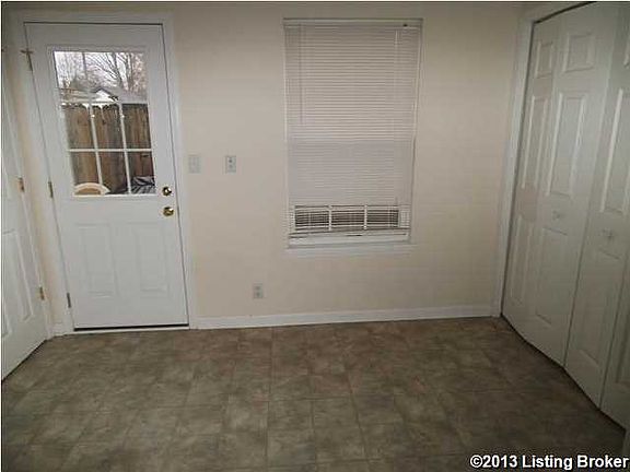 3rd image of 5906 Woodcreek Crossing Way #A