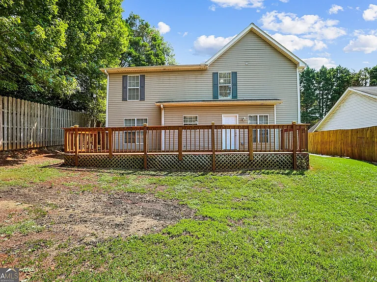 690 Burnham Rdg — Photo 22