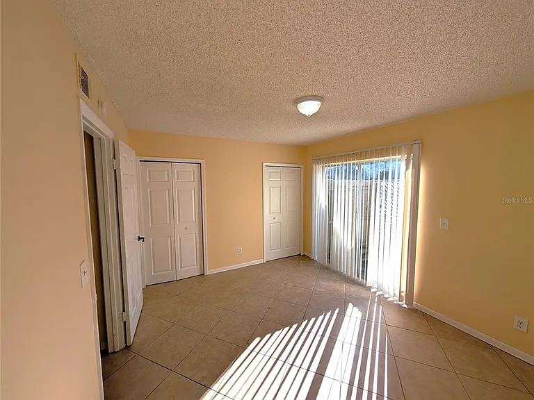 6415 S Roberts Ave #105 — Photo 8