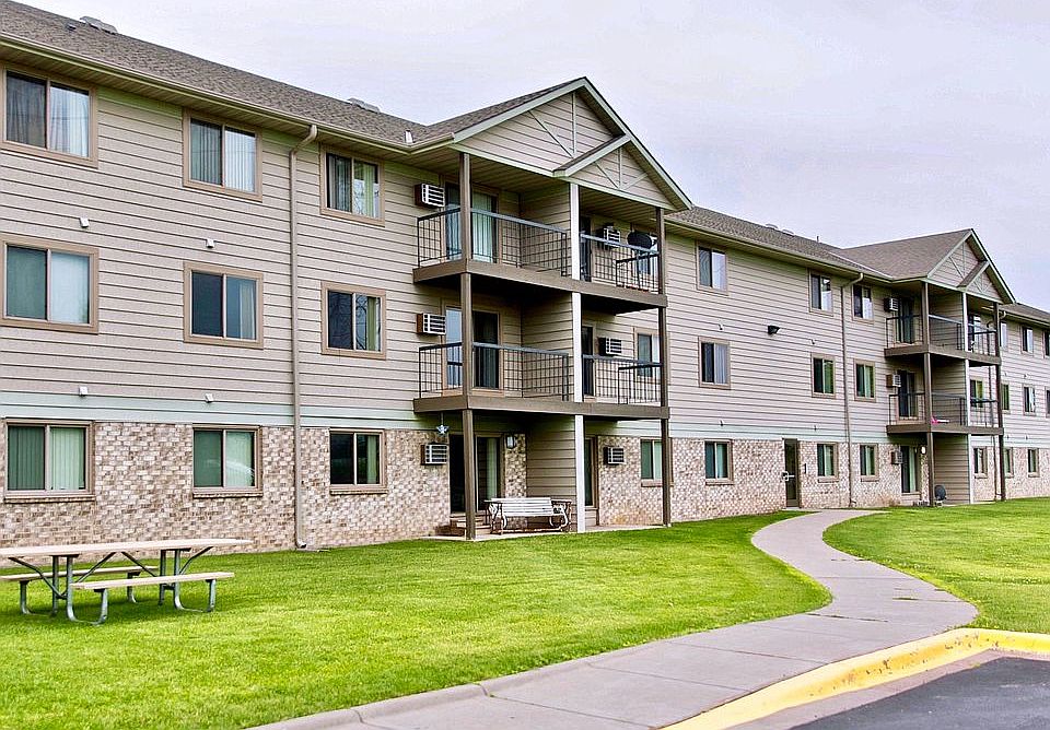 1st image of 9900 Redwood St NW #3B-2Ba-1161Sqft