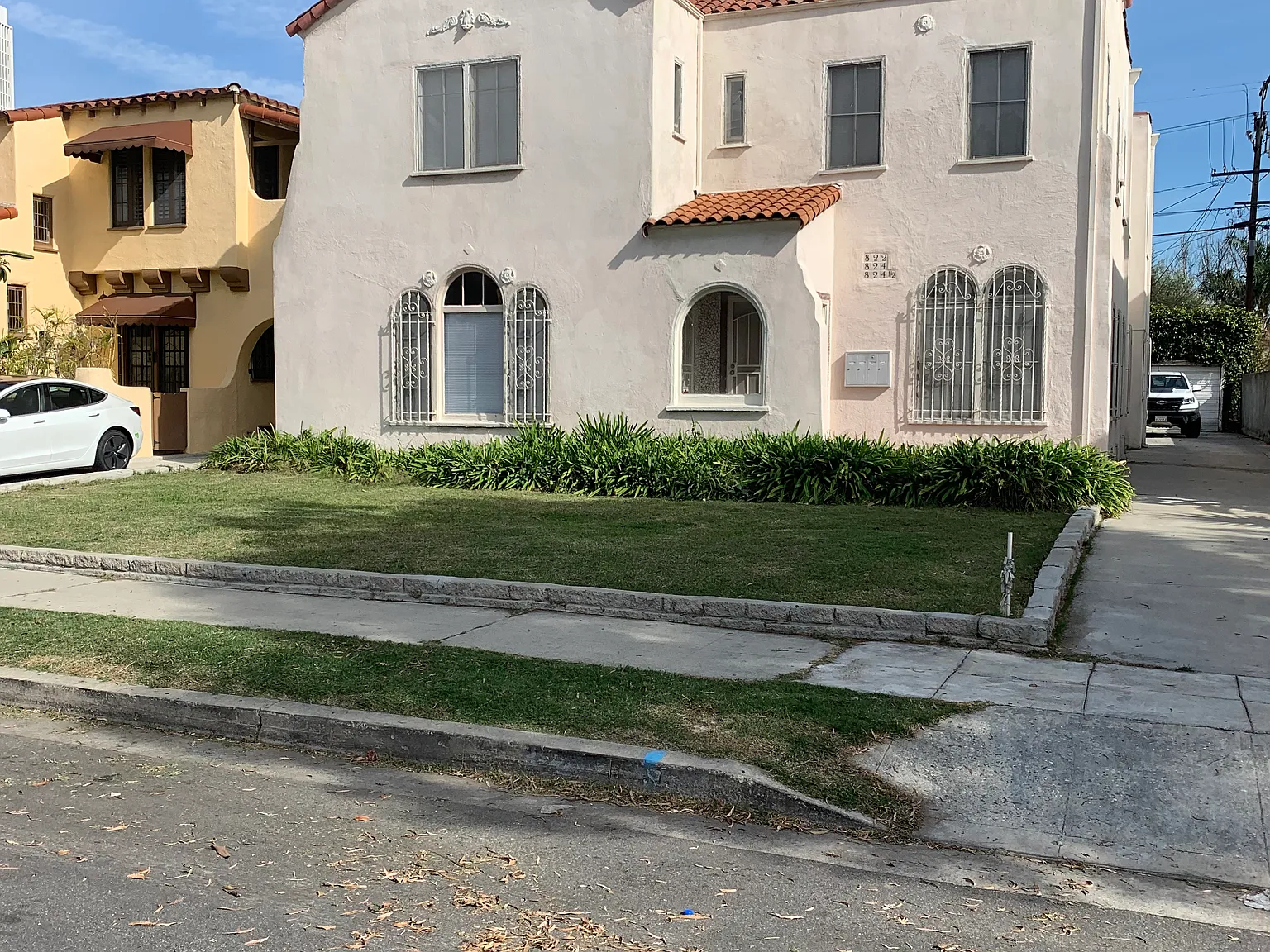 1 bed, 400 sqft, $1,995 — Photo 1
