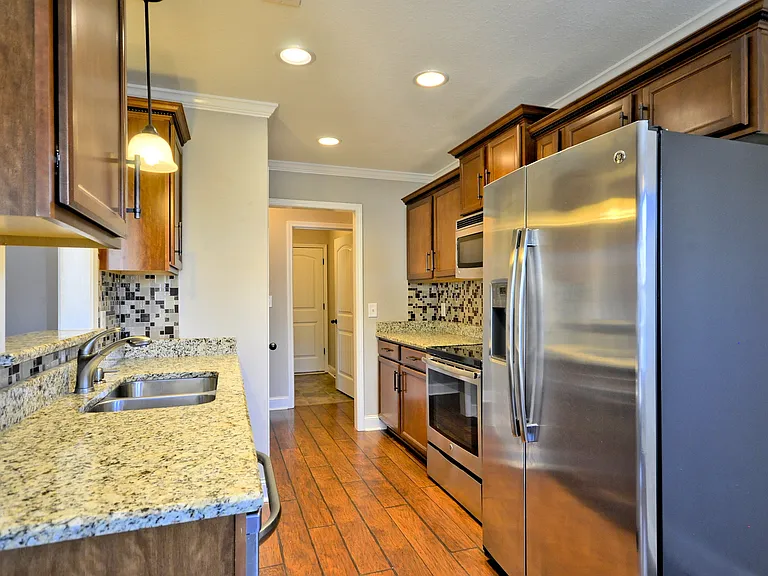 3714 Tradewinds Ter — Photo 15